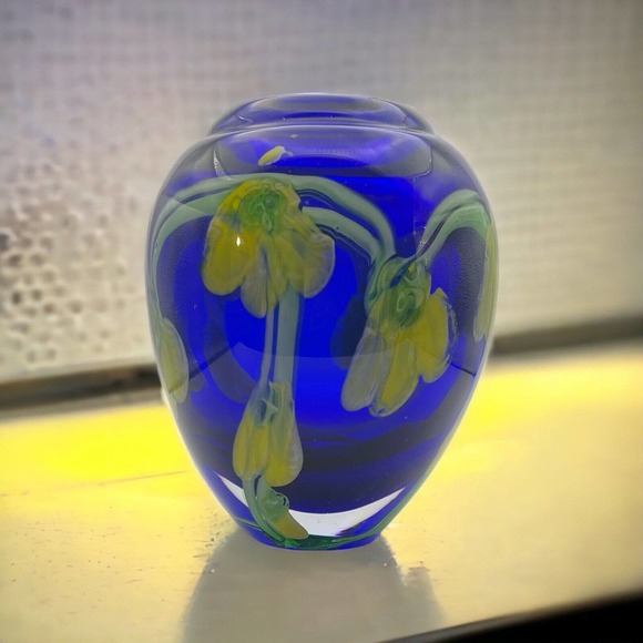 Kusak Art Glass Vase In Cobalt Blue With Cased Yellow Flowers & Green Vines - Picture 1 of 13